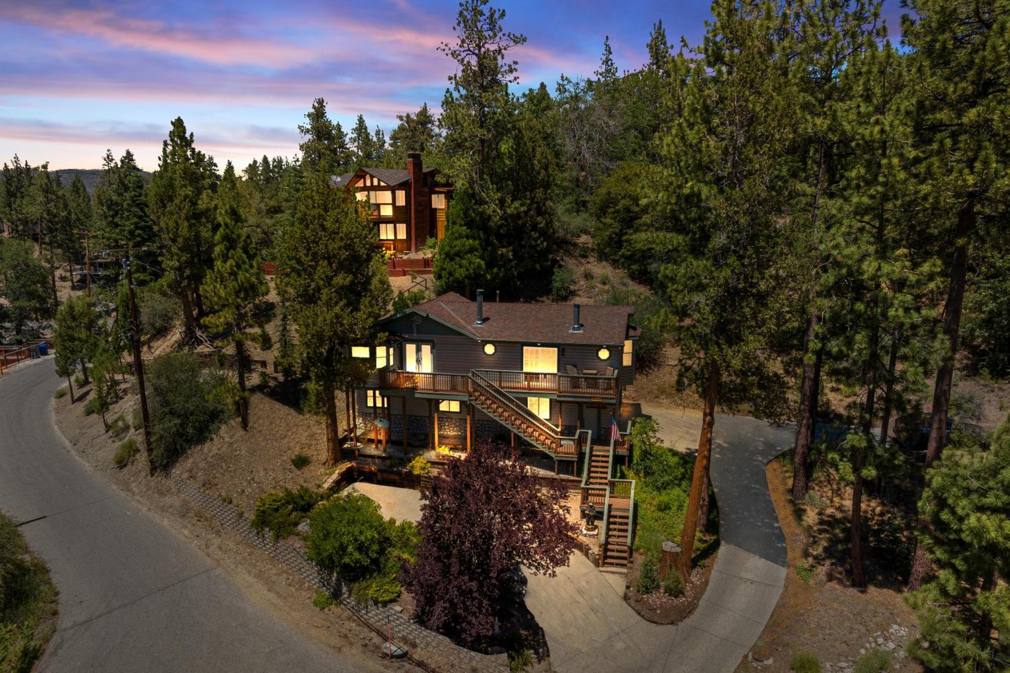 Cozy Perfect For 2 Families